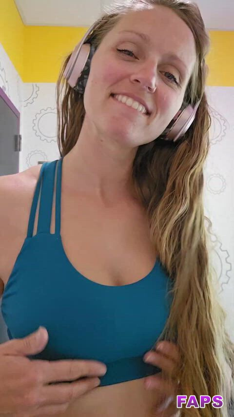 Mandymilfcakes video #91 - Faps